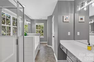 8914 Raven Park Dr, Charlotte, NC 28216 - Photo 24
