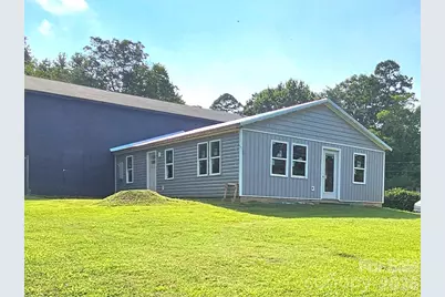 225 Eighth Avenue, New London, NC 28127 - Photo 1
