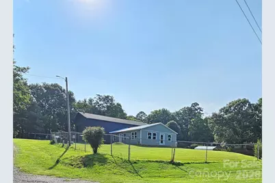 225 Eighth Avenue, New London, NC 28127 - Photo 2
