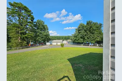 225 Eighth Avenue, New London, NC 28127 - Photo 8