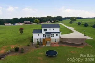 1950 Huckleberry Ridge Rd, Hiddenite, NC 28636 - Photo 2