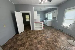 559 Shady Ln, Marion, NC 28752 - Photo 2