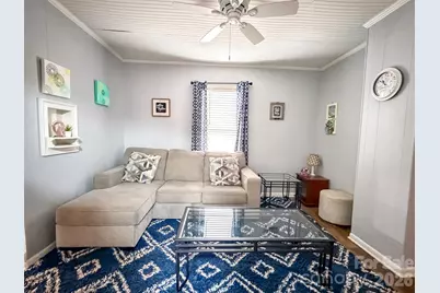 29 10th Street SE, Hickory, NC 28602 - Photo 16