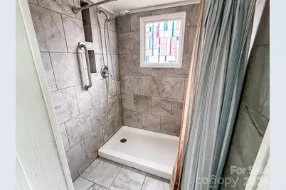 29 10th Street SE, Hickory, NC 28602 - Photo 20