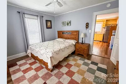 29 10th Street SE, Hickory, NC 28602 - Photo 22
