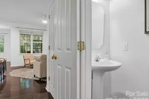 10747 Essex Hall Dr, Charlotte, NC 28277 - Photo 16