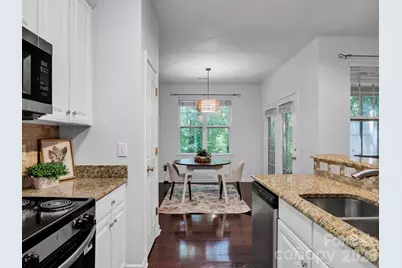 10747 Essex Hall Drive, Charlotte, NC 28277 - Photo 10