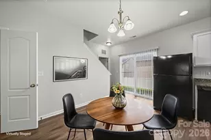 6013 Vista Woods Ln, Charlotte, NC 28215 - Photo 10