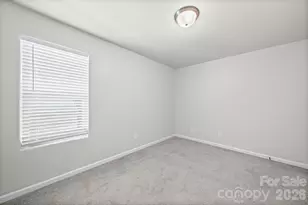 6013 Vista Woods Ln, Charlotte, NC 28215 - Photo 22