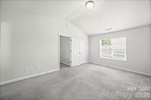 6013 Vista Woods Ln, Charlotte, NC 28215 - Photo 14