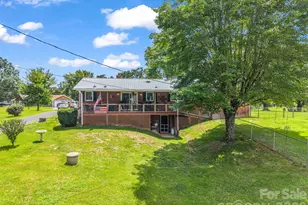 1244 Old Hwy 10 Hwy E, Marion, NC 28752 - Photo 4