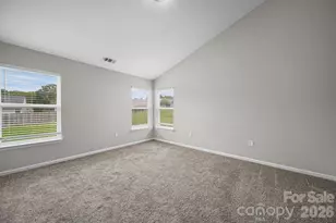 8246 Weeping Fig Ln, Charlotte, NC 28215 - Photo 18