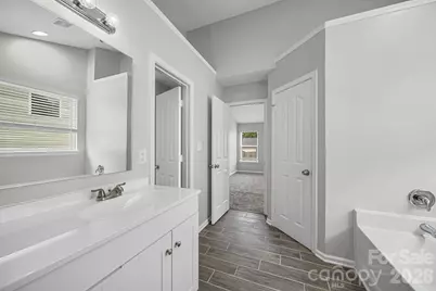 8246 Weeping Fig Lane, Charlotte, NC 28215 - Photo 22