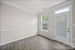 8246 Weeping Fig Ln, Charlotte, NC 28215 - Photo 12