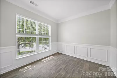 8246 Weeping Fig Lane, Charlotte, NC 28215 - Photo 4