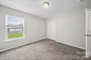 8246 Weeping Fig Ln, Charlotte, NC 28215 - Photo 26