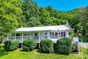 901 Rufus Robinson Rd, Sylva, NC 28779 - Photo 8