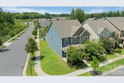 15505 Davidson East Drive, Davidson, NC 28036 - Photo 4