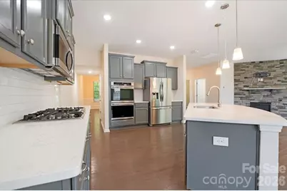 15505 Davidson East Drive, Davidson, NC 28036 - Photo 10