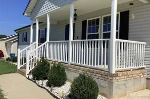 109 Wheatfield Dr, Shelby, NC 28152 - Photo 2