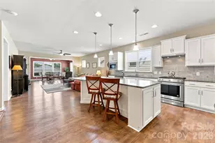 689 Birchway Dr, Fort Mill, SC 29715 - Photo 8
