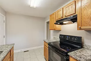 119 S Gregg St, Charlotte, NC 28208 - Photo 12