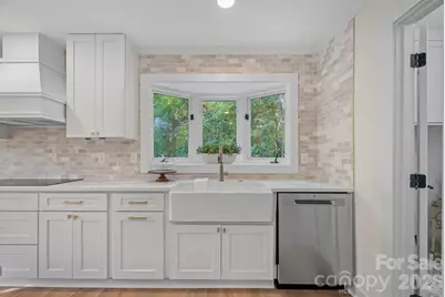 508 Red Barn Trail, Matthews, NC 28104 - Photo 6