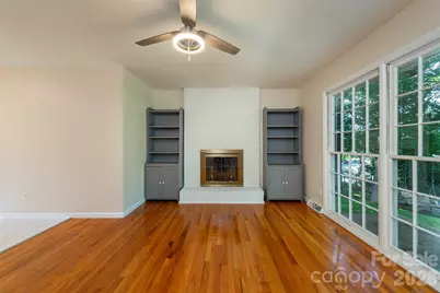 76 Maple Springs Road, Asheville, NC 28805 - Photo 4