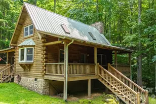 400 Amber Dr, Bakersville, NC 28075 - Photo 2