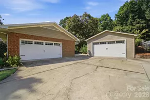 3282 Woodchuck Dr, Kannapolis, NC 28081 - Photo 6