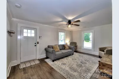 328 Piedmont Avenue, Mount Holly, NC 28120 - Photo 6