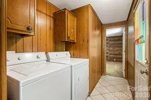 1903 Old Mountain Rd, Mars Hill, NC 28753 - Photo 18