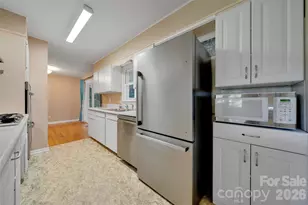 217 S Hillandale Dr, East Flat Rock, NC 28726 - Photo 16