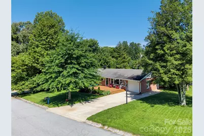 217 S Hillandale Drive, East Flat Rock, NC 28726 - Photo 2