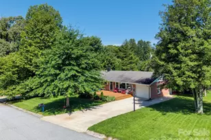 217 S Hillandale Dr, East Flat Rock, NC 28726 - Photo 2
