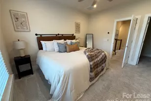 16034 Roscoe Ln, Charlotte, NC 28204 - Photo 6