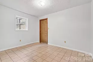1751 Piney Rd, Hickory, NC 28602 - Photo 36
