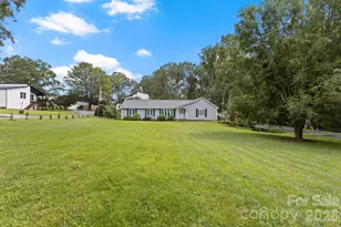 231 Kimberly Ann Dr, Hendersonville, NC 28792 - Photo 36