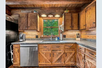 267 Trillium Lane, Burnsville, NC 28714 - Photo 12