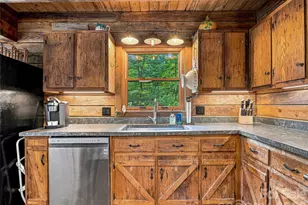 267 Trillium Ln, Burnsville, NC 28714 - Photo 12