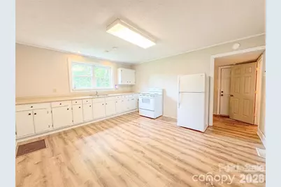 818 Grier Street, Lincolnton, NC 28092 - Photo 8