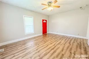 818 Grier St, Lincolnton, NC 28092 - Photo 4
