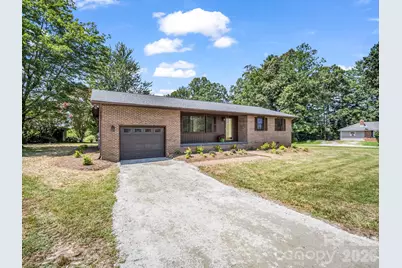 24 Verbena Way #5, Flat Rock, NC 28731 - Photo 4
