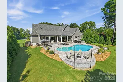 124 Washam Road, Mooresville, NC 28117 - Photo 2