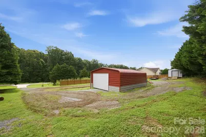 359 Huffstetler Lake Road, Dallas, NC 28034 - Photo 42