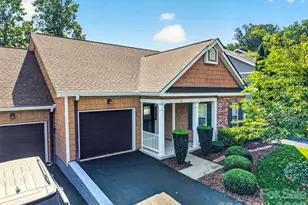 25 Old Pasture Way, Laurel Park, NC 28739 - Photo 2