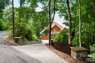 69 Rock Spgs Rd, Fairview, NC 28730 - Photo 4