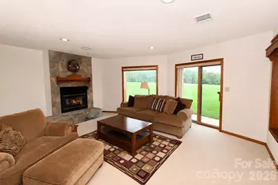 3711 Blendwood Lane NE, Hickory, NC 28601 - Photo 20