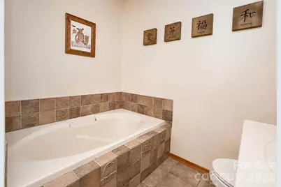 3711 Blendwood Lane NE, Hickory, NC 28601 - Photo 16