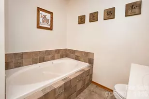3711 Blendwood Ln NE, Hickory, NC 28601 - Photo 16